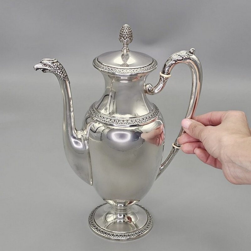 Ceainic din argint in maniera Impero | atelier Cesa 1882 - cca. 1950